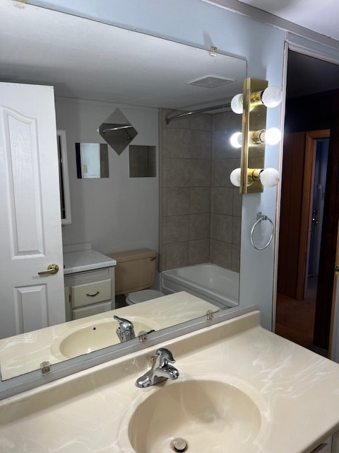Building Photo - 5508 Lake Helena Dr