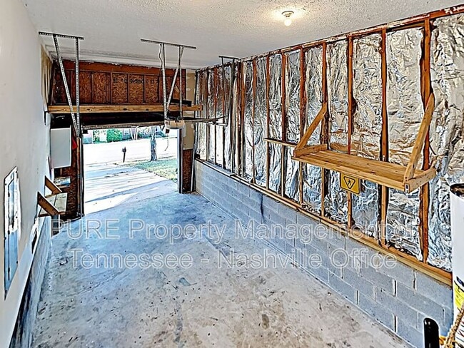 Building Photo - 656 Granwood Blvd