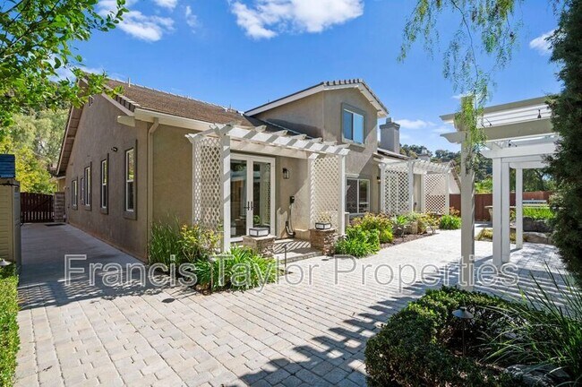 Building Photo - 285 Oak Valley Ln