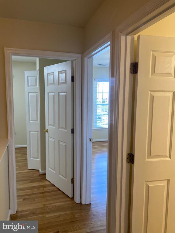 Building Photo - 7049 Rogue Forest Ln