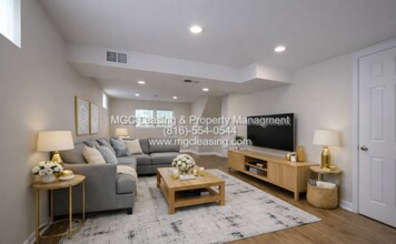 Building Photo - Freshly Renovated & Move-In Ready in Blue Springs - Schedule A tour today!