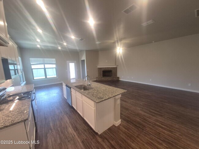 Building Photo - 2144 Kirksey Ave