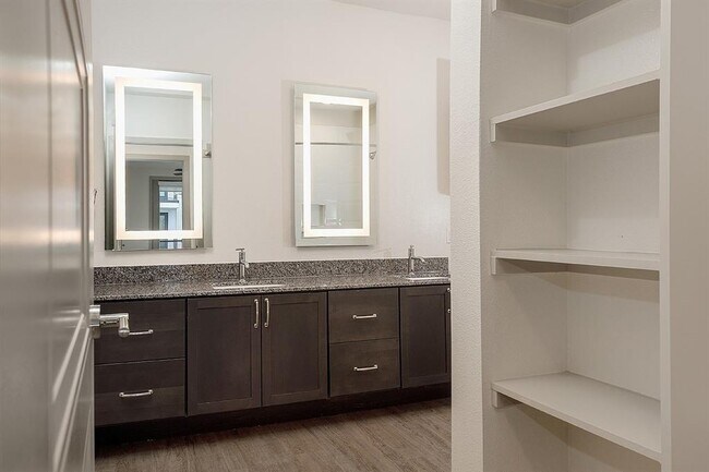 Building Photo - 8900 Six Pines Dr