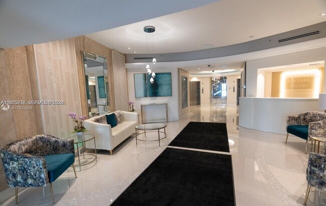 Building Photo - 3301 NE 5th Ave