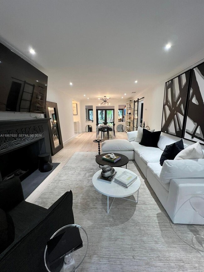 Building Photo - 5173 Alton Rd