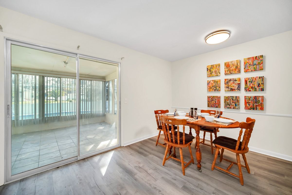 Building Photo - 5 SE Ocale Way