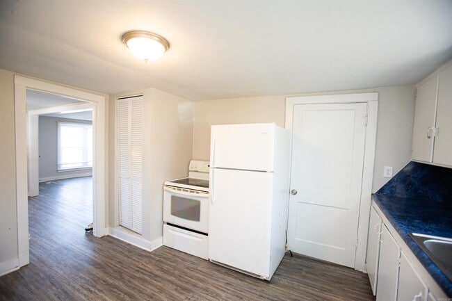 Building Photo - 6408 Gilbert Dr