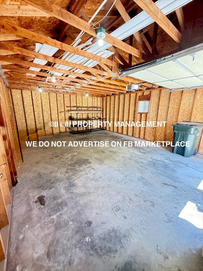 Building Photo - 138 W Warren St