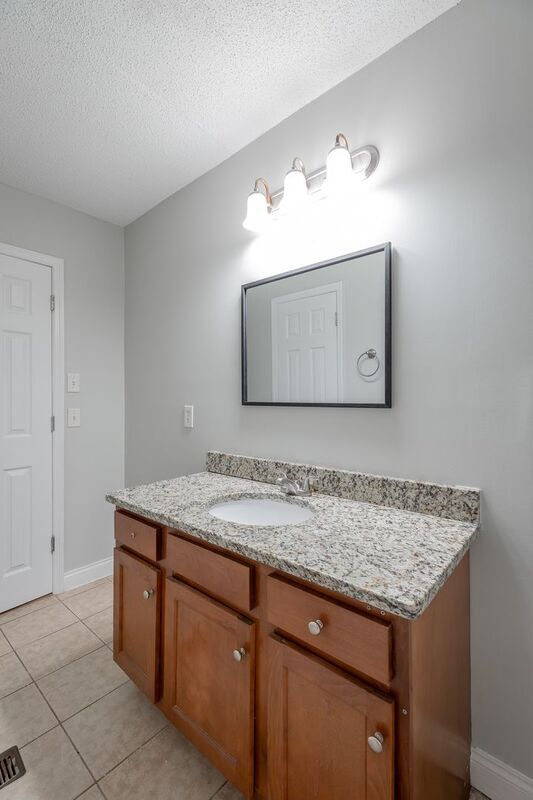 Building Photo - 6876 Beulah Dr