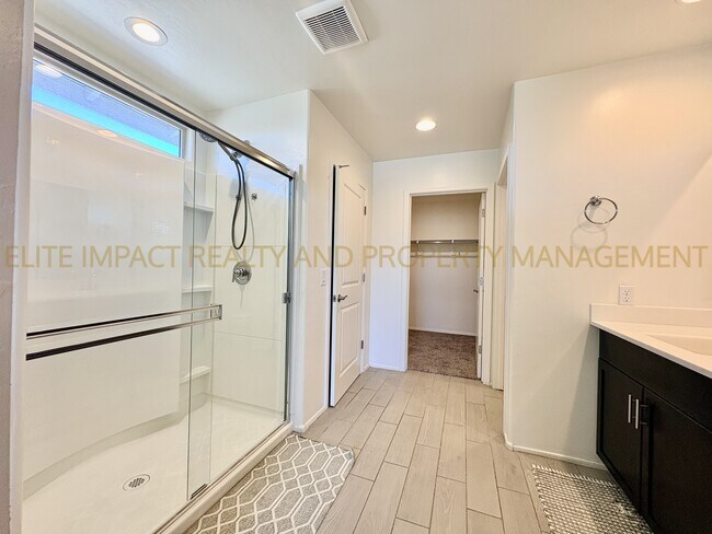 Building Photo - 7654 S Via Casa De Campo