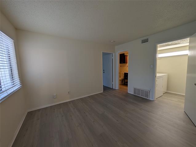 Building Photo - 7431 Holly Hill Dr