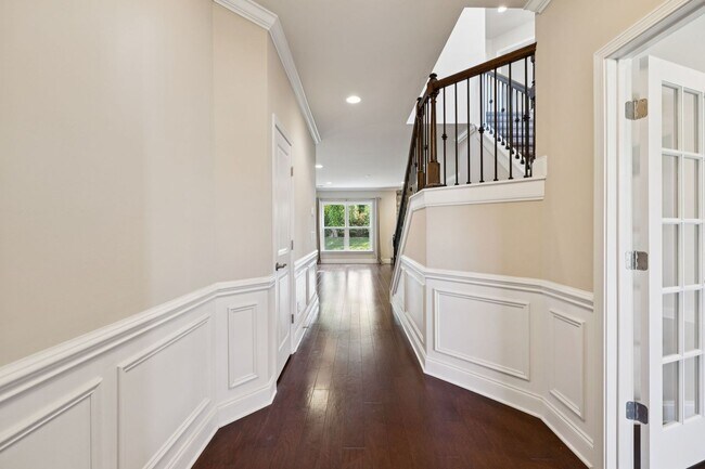 Building Photo - Sparkling clean 4 bedroom home in Spring H...