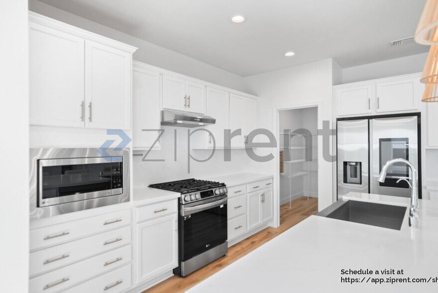 Building Photo - 4124 Maddy Ave