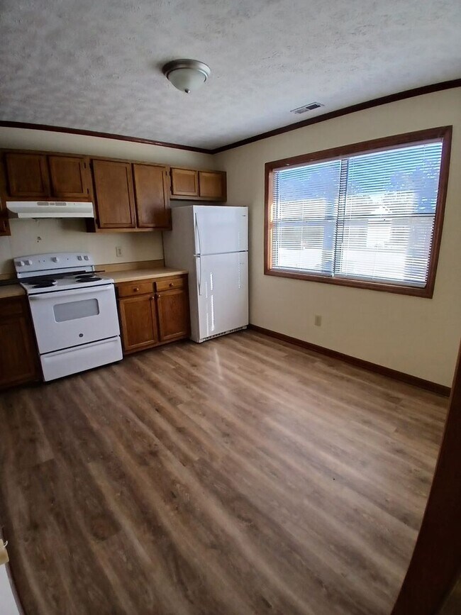 Building Photo - Timberlake  Apartments!  Hope Mills!