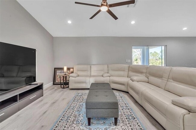 Building Photo - 6193 Cabal Ln