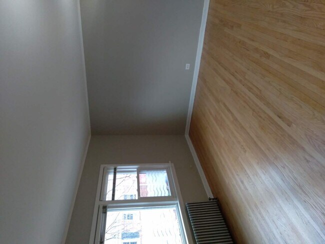 Building Photo - 432 Elmwood Ave