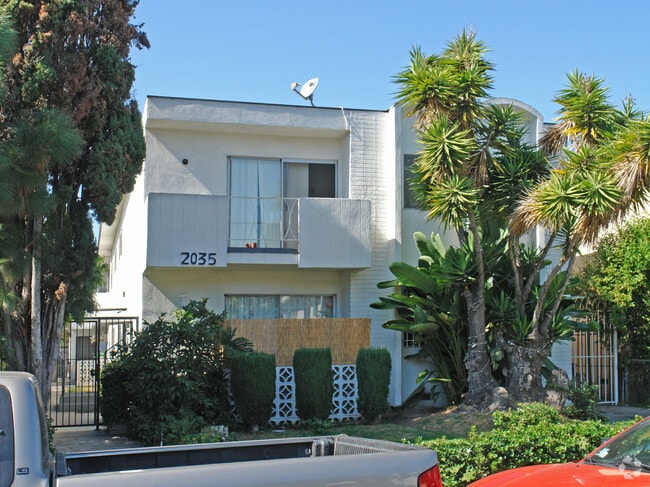 Building Photo - 2035 S. Garth Ave.