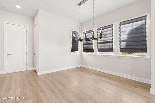 Building Photo - 401 Marquesa Cir