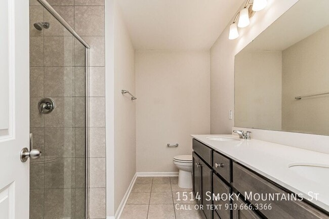 Building Photo - 1514 Smoky Mountains St