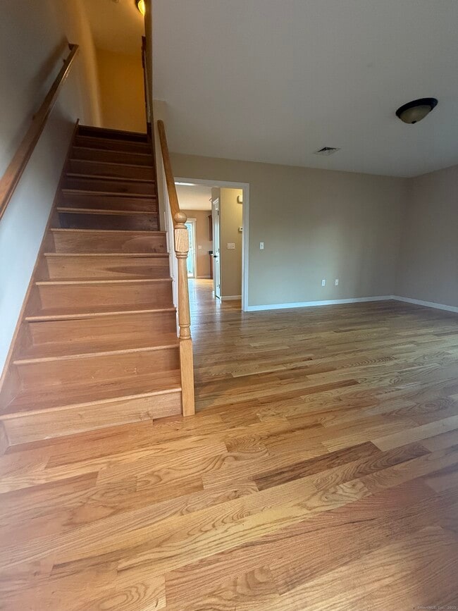 Building Photo - 49 Franklin St