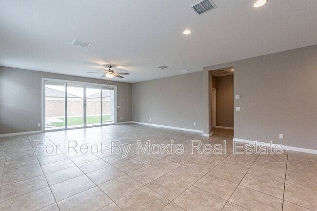 Building Photo - 8499 W Sonoma Way