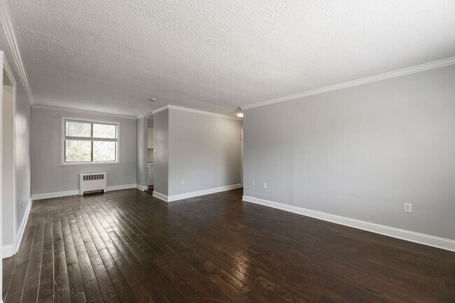 Building Photo - Upgraded 2 Bed on Galveston Street SW!  Ap...