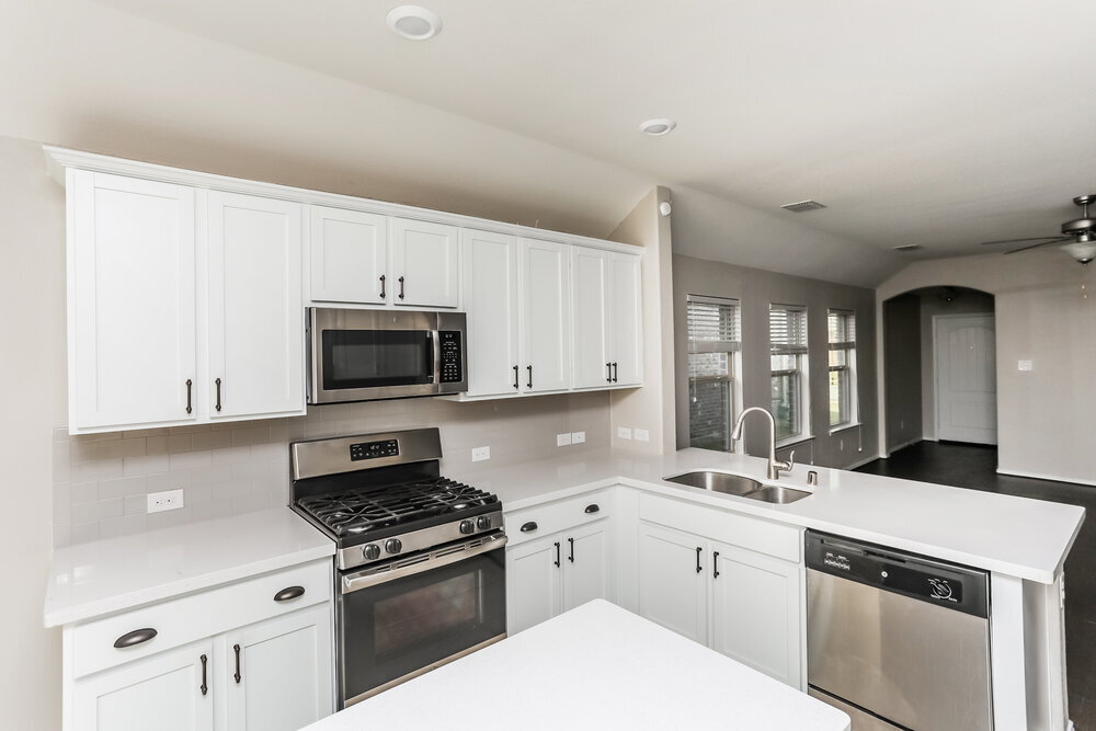 Building Photo - 8473 Blue Violet Trl