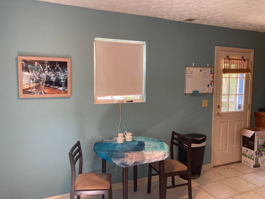 Eat in kitchen - 2255 Winterville Rd