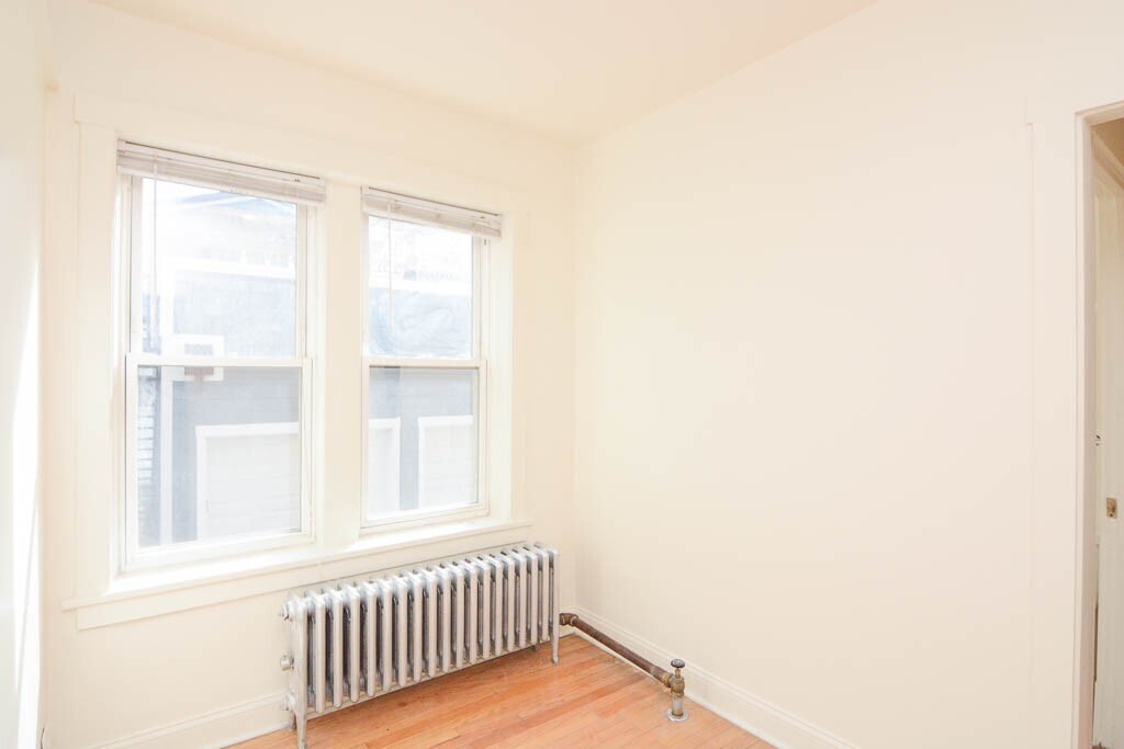 Building Photo - 4325 N Francisco Ave