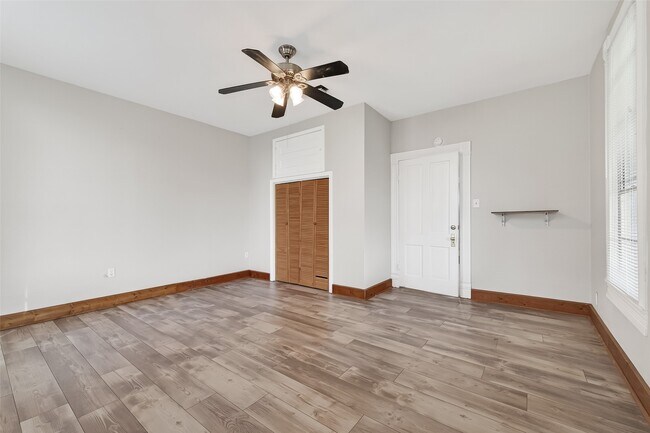 Building Photo - 1603 Blase Rd