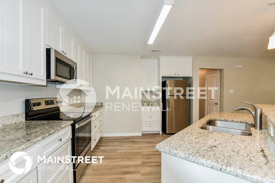 Building Photo - 6409 Ramey Ave