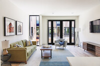 Building Photo - 315 NE Burwood Mews