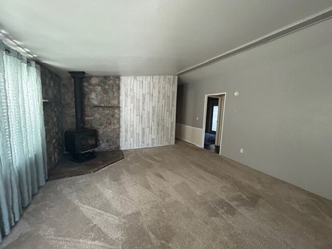 Building Photo - 103 Silver Bow Ct