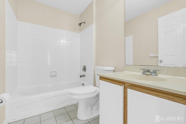 Building Photo - 98 Prestwick Way
