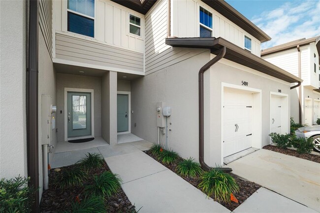 Building Photo - 5489 Elmview Xing