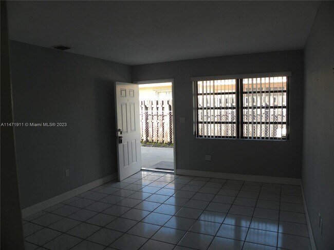 Building Photo - 7501 NW 2nd Terrace