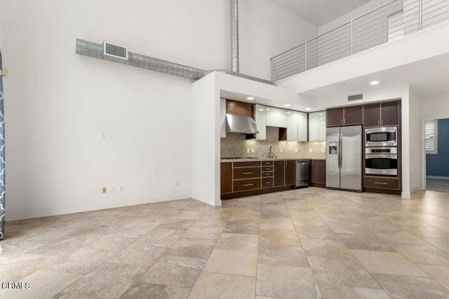 Building Photo - 17 Delancy