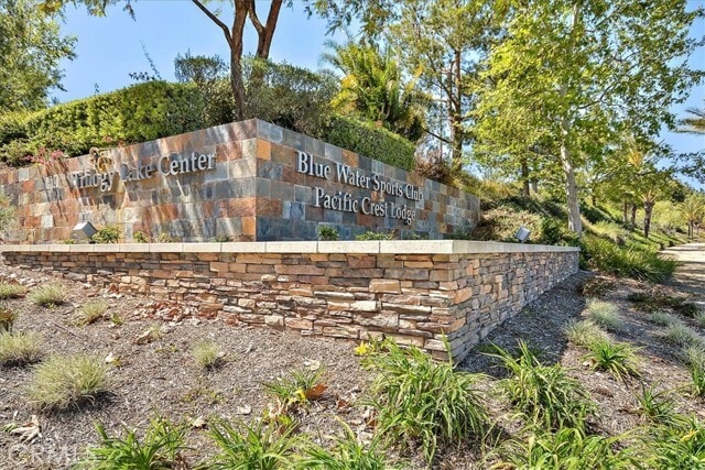 Building Photo - 9196 Pioneer Ln