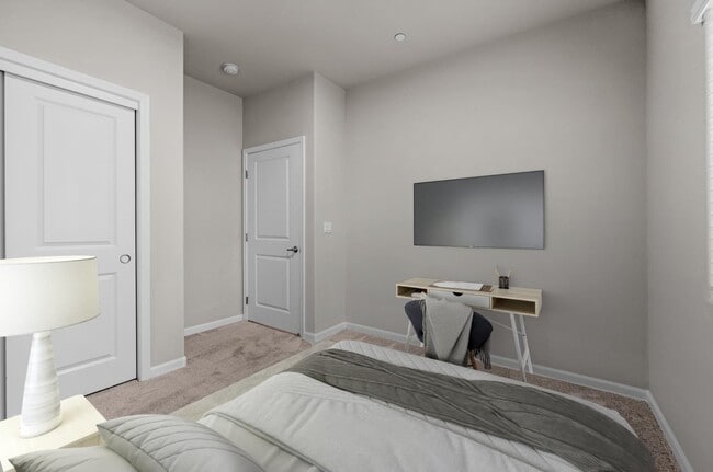 Building Photo - Wood Ranch Duplex 519