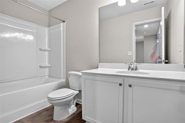 Building Photo - 1553 Spring Hollow Way