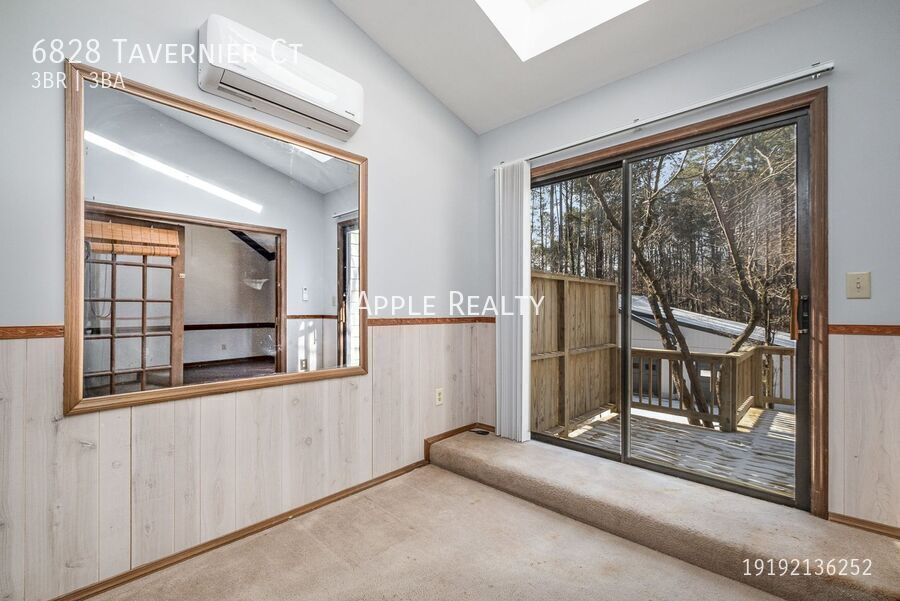 Building Photo - 6828 Tavernier Ct