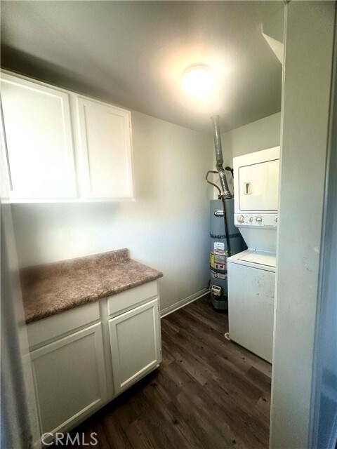 Building Photo - 525 S Main St