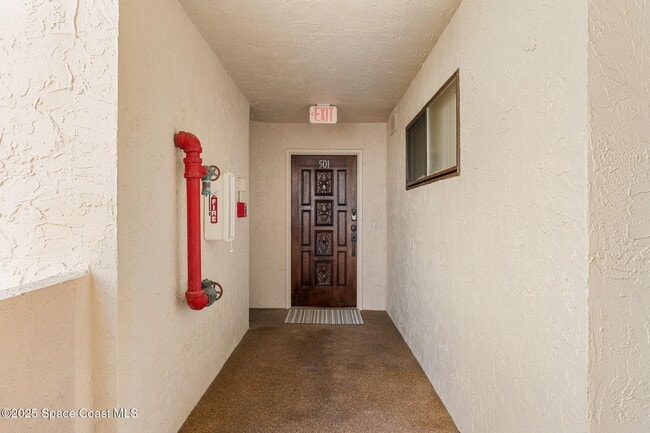 Building Photo - 1125 Jimmy Buffett Mem Hwy