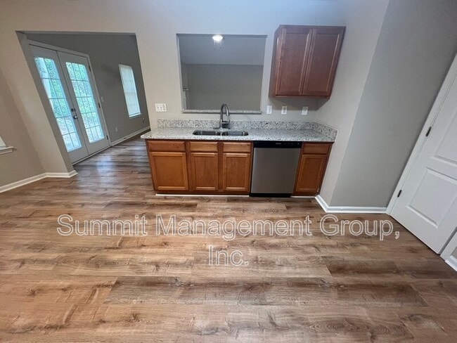 Building Photo - 95 Creek Way