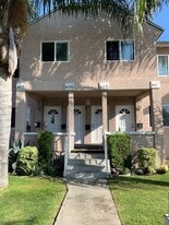 Building Photo - 409 E 56th St