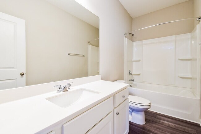 Building Photo - 3939 Kendrick Cir