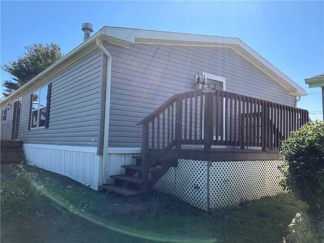 Building Photo - 1447 Rochester St