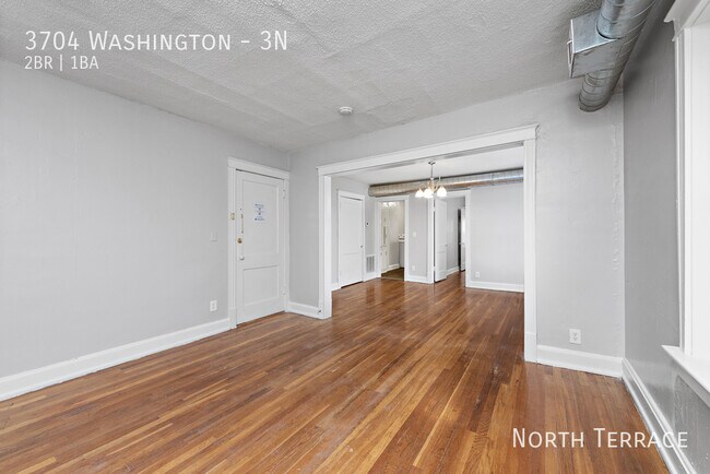 Building Photo - 3704 Washington-3N