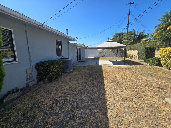Building Photo - Spacious Single Family Home in Garden Grove for Lease