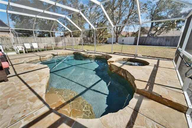 Building Photo - 18507 Country Crest Pl
